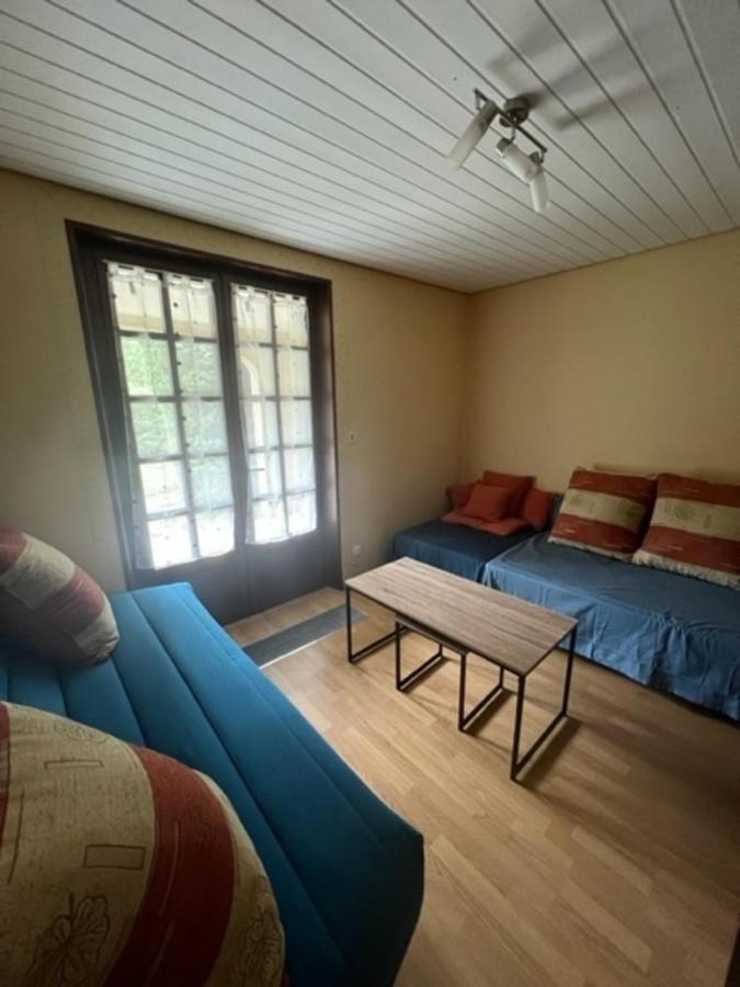 Bas De Villa En Face Du Lac De סבינס מראה חיצוני תמונה
